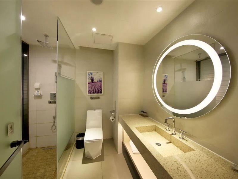 Lavande Hotel Fuhuadao Branch Zhongshan  Exteriör bild