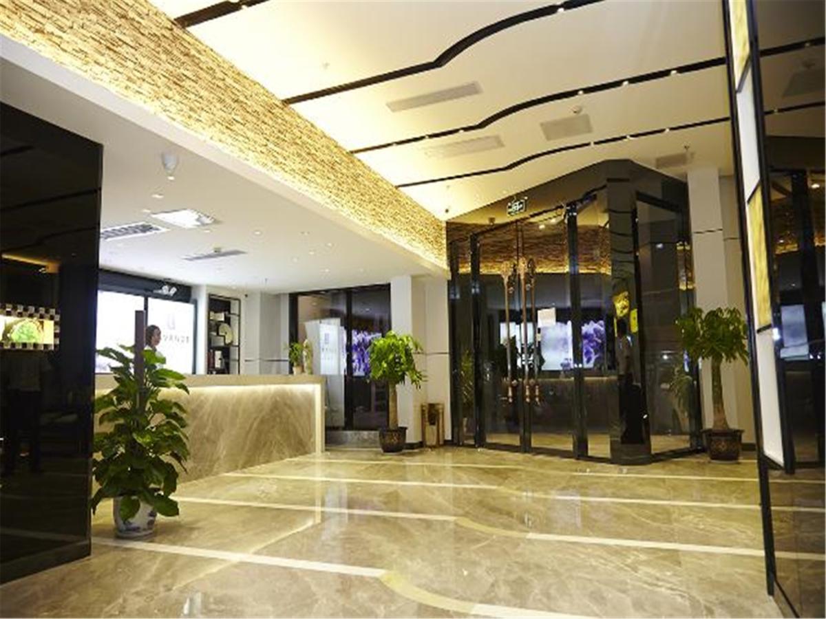 Lavande Hotel Fuhuadao Branch Zhongshan  Exteriör bild